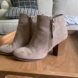 Apt. 9 Taupe Heels Size 8.5